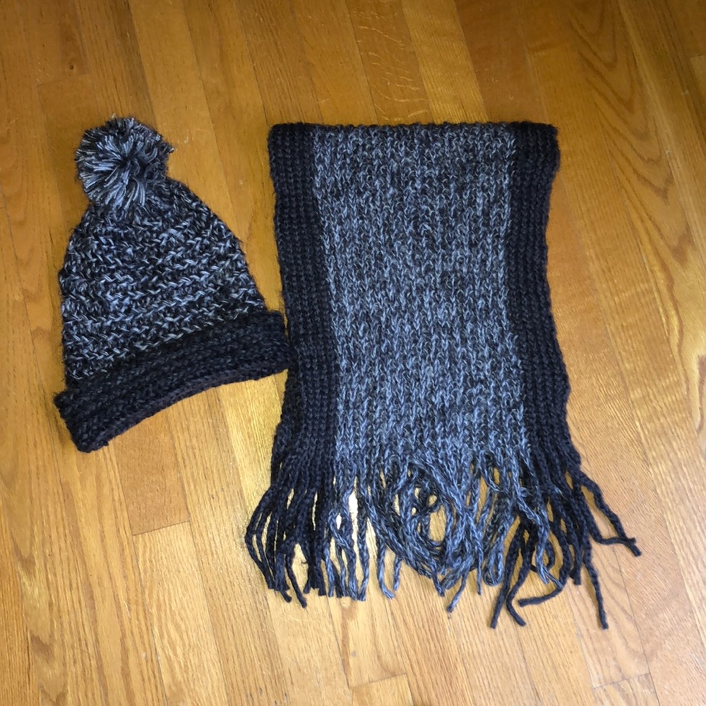 Hat and Scarf set